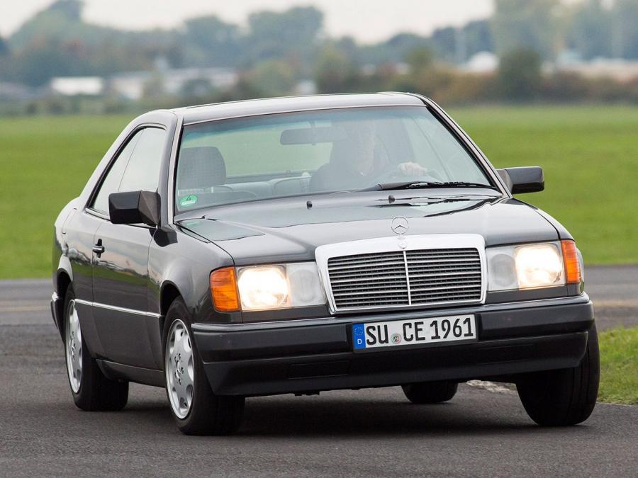  Mercedes-Benz 230 CE (C124) 1987 года  (фото 10 из 11)
